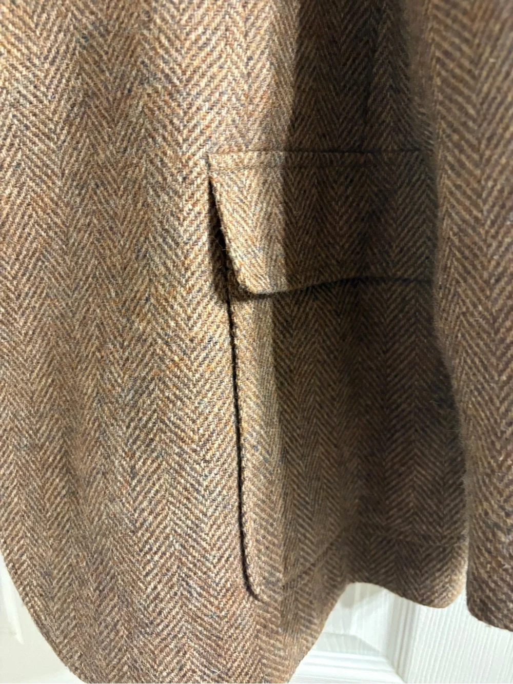Haggar Brown Herringbone Wool Sport Coat with Tan Buttons